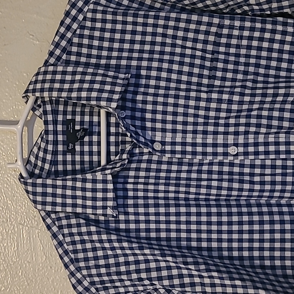 Gap dress shirt - Picture 2 of 3